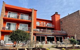 Logis Hotel & Restaurant - Le Relais De Montigny